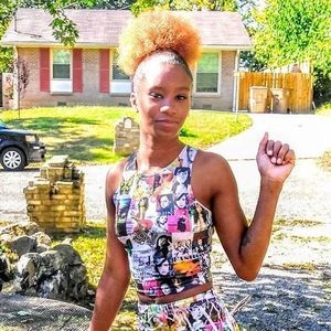 Meet your Posher, Kierra